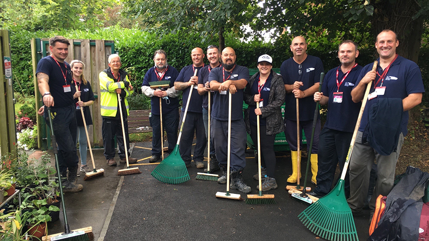 Power crew spruce up hospice grounds