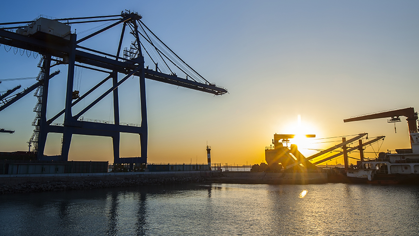 Decarbonising UK ports through electrification requires long-term planning and a strategic partnership