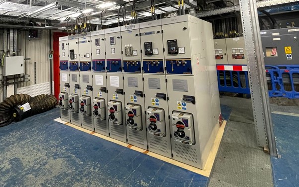 Supporting Transport for London in the delivery of 54 new trains for Docklands Light Railway