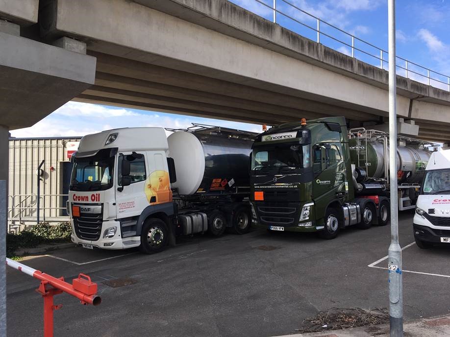 Electricity generator fuel replacement improving air quality in and around London City Airport